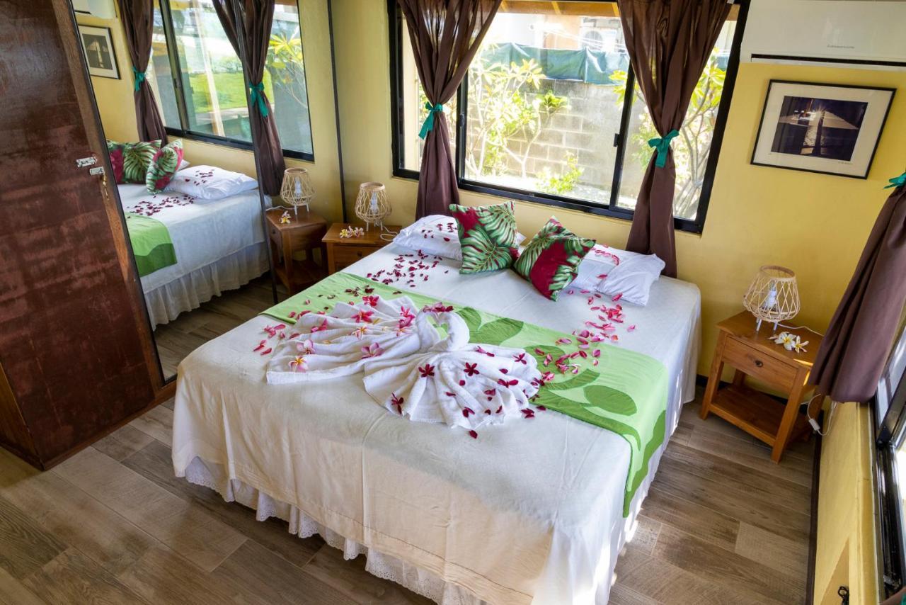 Fare Manava Villa Bora Bora Bagian luar foto