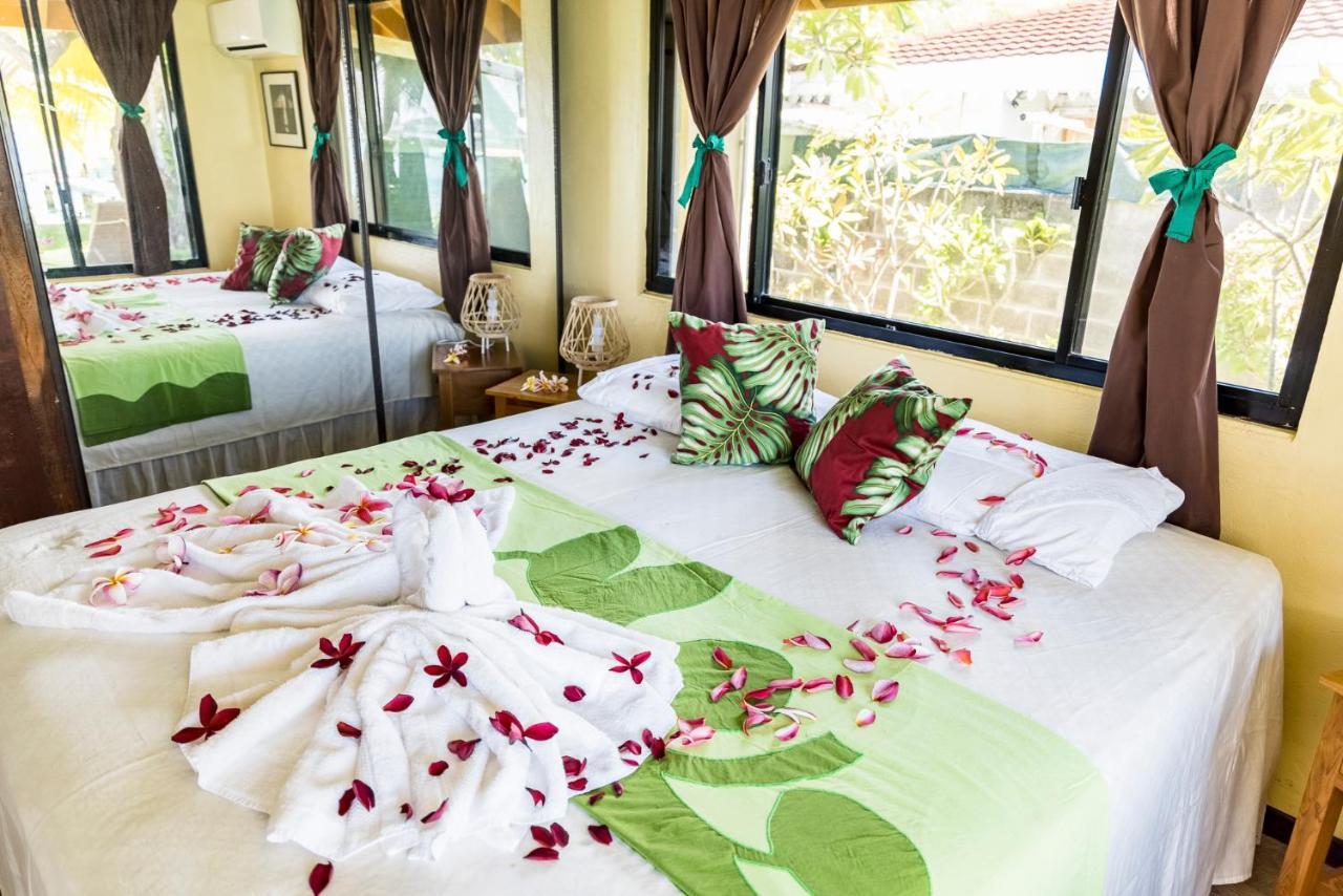Fare Manava Villa Bora Bora Bagian luar foto