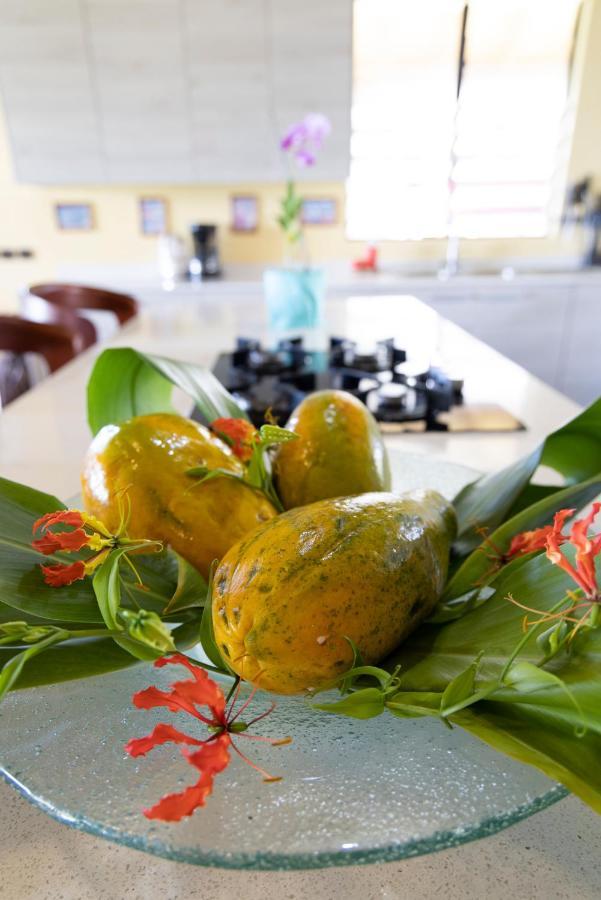 Fare Manava Villa Bora Bora Bagian luar foto